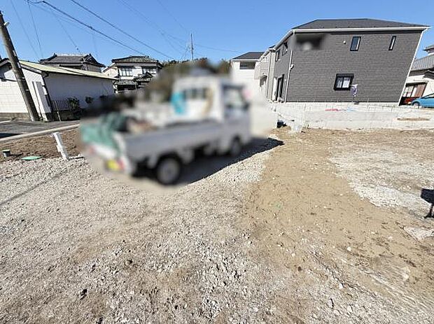 駐車場ももちろん完備しておりますのでお車所有の方にも心強いです。