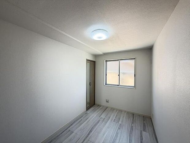 子供部屋にもちょうど良い大きさのお部屋です。