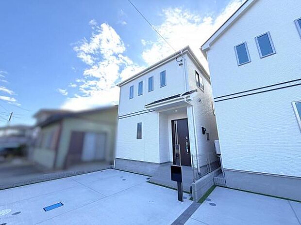 木造在来工法、間取りはファミリー向けに4LDKございます。