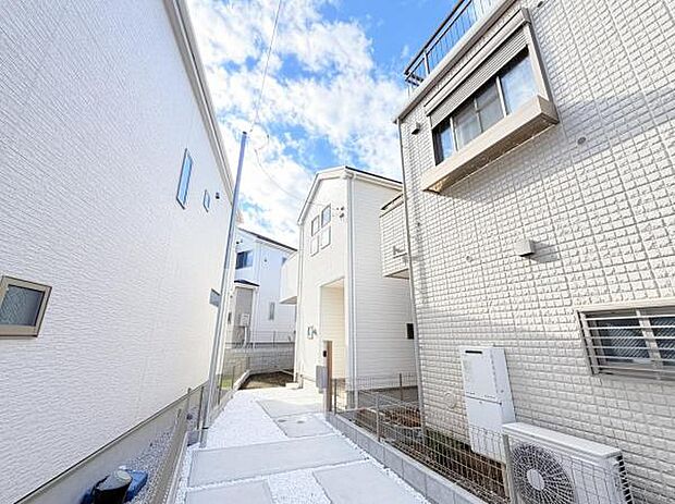 木造在来工法、間取りはファミリー向けに4LDKございます。