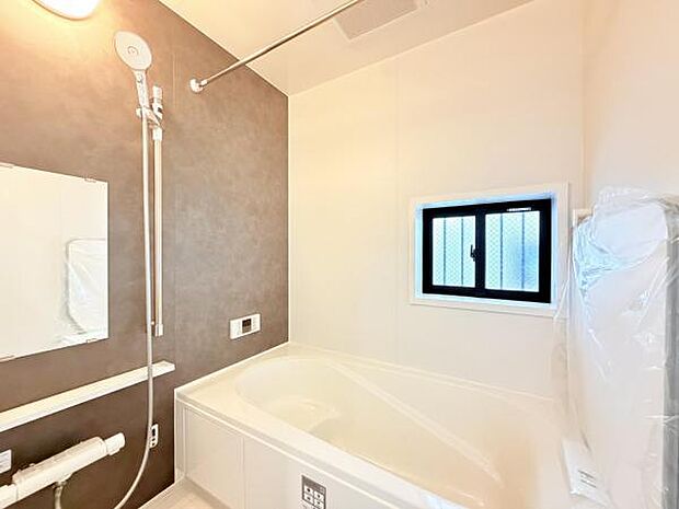 お風呂でほっとひといき。1日の疲れを癒しましょう。