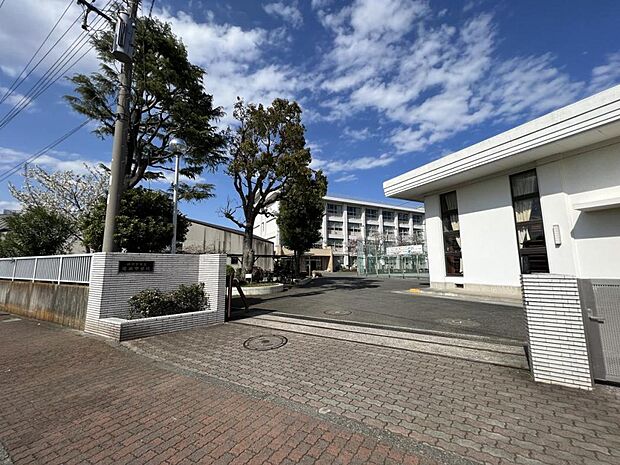 横須賀市立追浜中学校まで約1982m(徒歩25分)