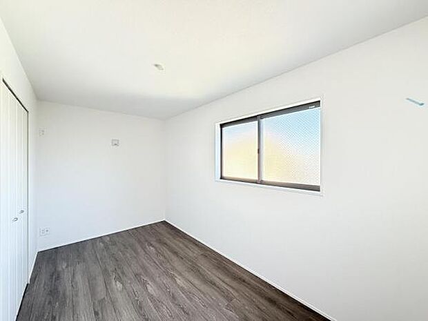子供部屋にもちょうど良い大きさのお部屋です。