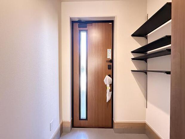 いつも気持ちよくご家族を迎えられる玄関です。