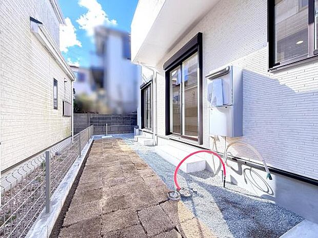 お庭スペースは、ガーデニングやお子様との外遊びなど多彩な用途でお楽しみいただけます。