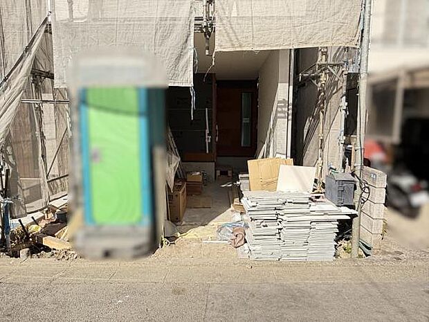 駐車場ももちろん完備しておりますのでお車所有の方にも心強いです。