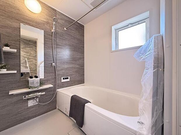 お風呂でほっとひといき。1日の疲れを癒しましょう。