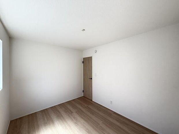 子供部屋にもちょうど良い大きさのお部屋です。