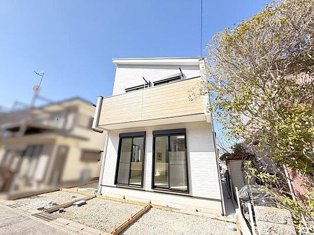木造在来工法、間取りはファミリー向けに4LDKございます。