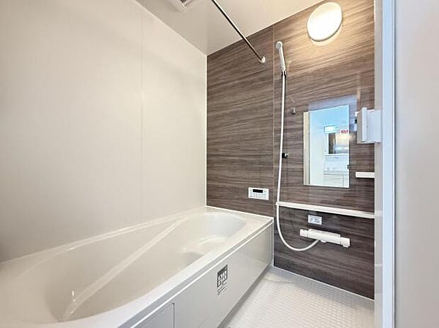 お風呂でほっとひといき。1日の疲れを癒しましょう。