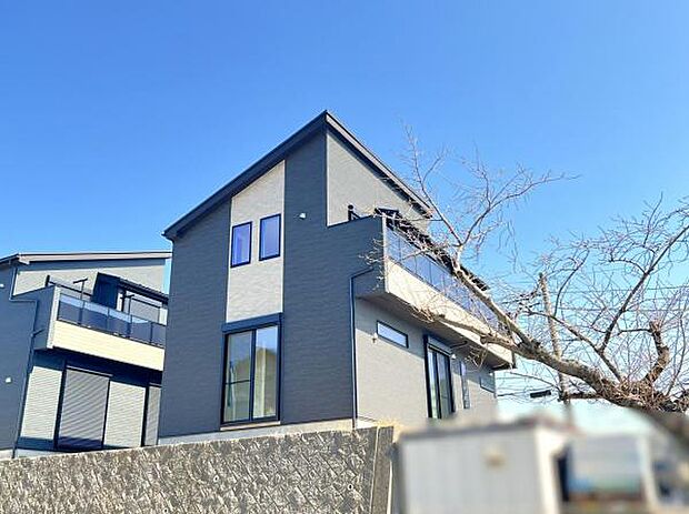 木造在来工法、間取りはファミリー向けに4LDKございます。