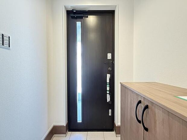 いつも気持ちよくご家族を迎えられる玄関です。