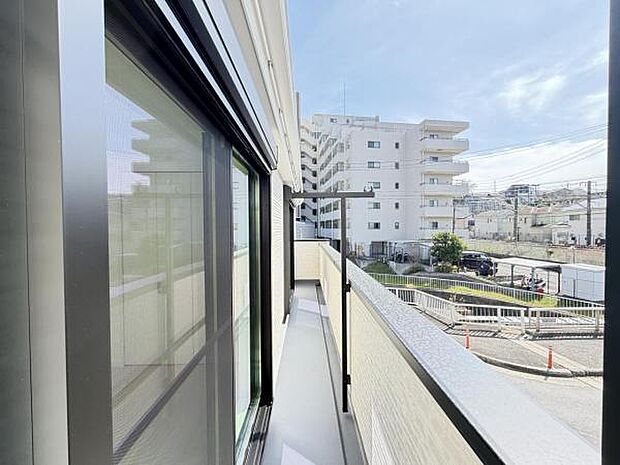 お洗濯ものを気持ち良く太陽の光で干せるのが嬉しいですね。