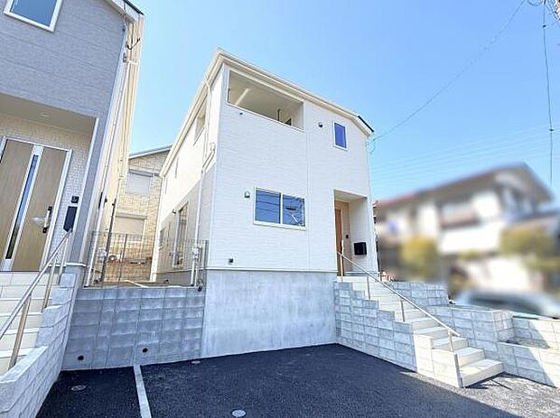 木造在来工法、間取りはファミリー向けに3SLDKございます。