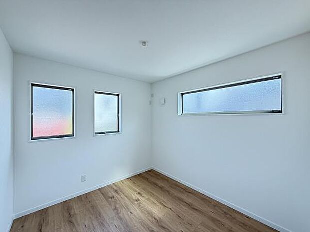 子供部屋にもちょうど良い大きさのお部屋です。