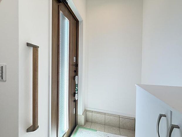 いつも気持ちよくご家族を迎えられる玄関です。