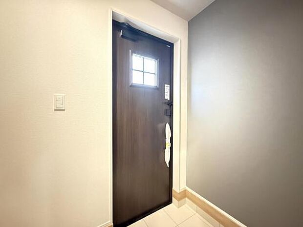 いつも気持ちよくご家族を迎えられる玄関です。