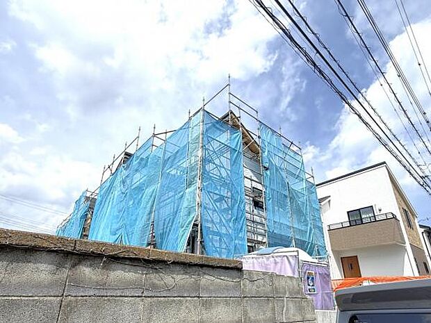 2026年6月下旬完成予定です。