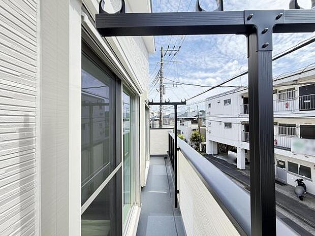 お洗濯ものを気持ち良く太陽の光で干せるのが嬉しいですね。