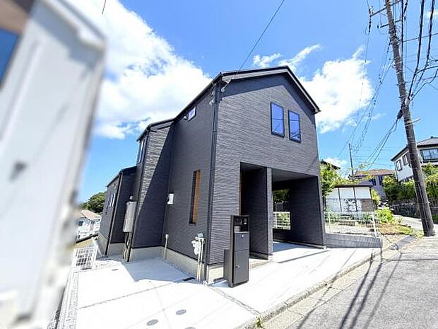 木造在来工法、間取りはファミリー向けに4LDKございます。