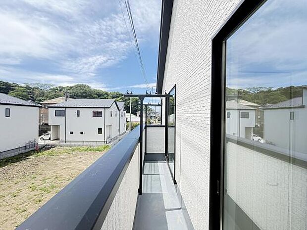 お洗濯ものを気持ち良く太陽の光で干せるのが嬉しいですね。