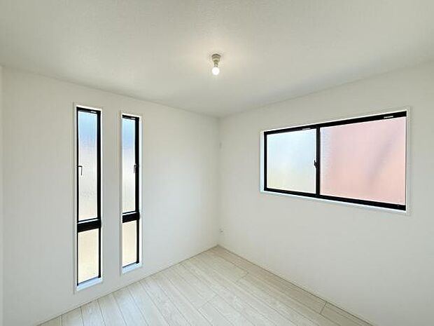子供部屋にもちょうど良い大きさのお部屋です。