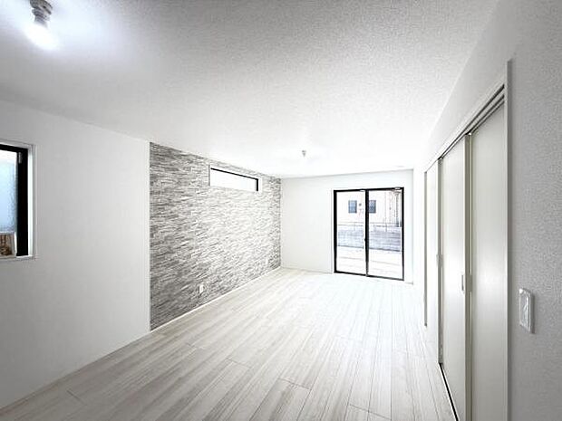 家族団らんの場所としてゆったりと居心地の良いリビングです。