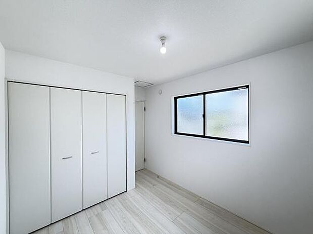 子供部屋にもちょうど良い大きさのお部屋です。