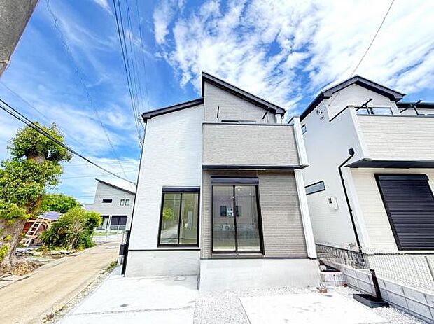 木造在来工法、間取りはファミリー向けに4LDKございます。