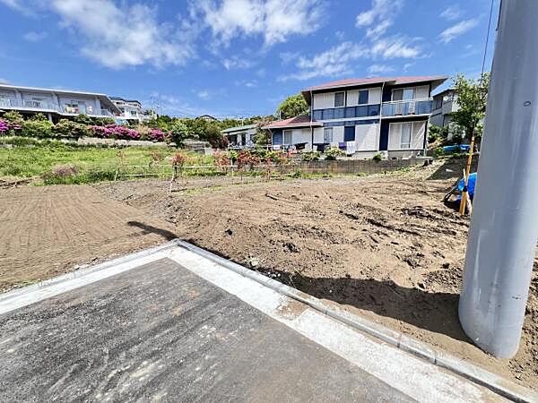 土地面積は約54坪ございます。