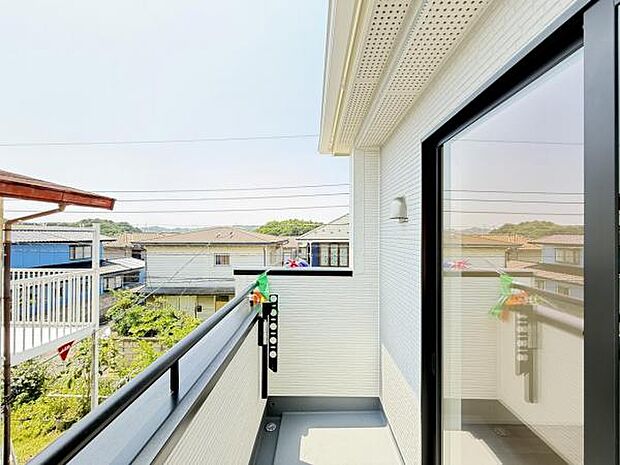 お洗濯ものを気持ち良く太陽の光で干せるのが嬉しいですね。