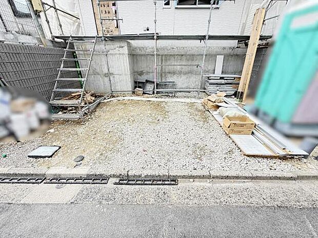セカンドカーにも便利な駐車2台可能です。