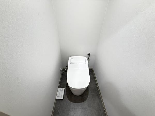 トイレを拡大表示