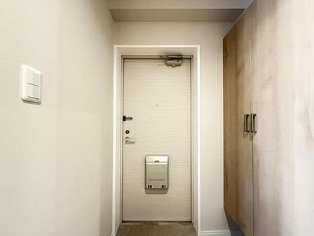 いつも気持ちよくご家族を迎えられる玄関です。