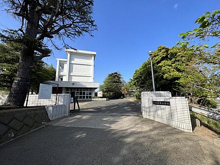 横須賀市立田浦中学校まで約1260m(徒歩16分)