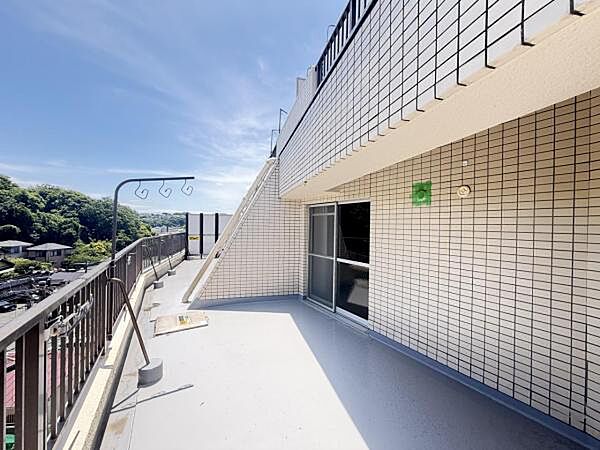 お洗濯ものを気持ち良く太陽の光で干せるのが嬉しいですね。