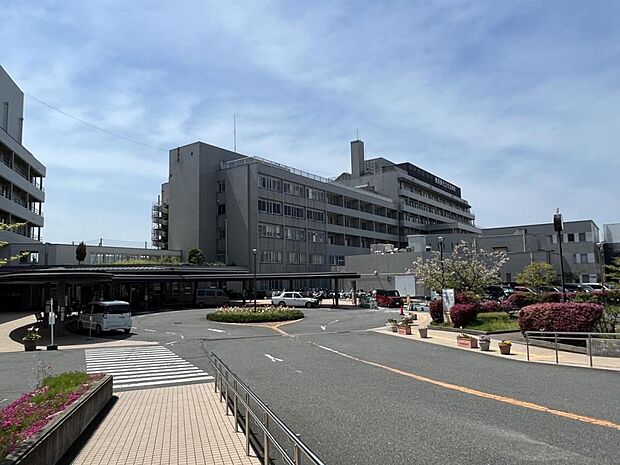 横須賀市立市民病院まで約680m(徒歩9分)