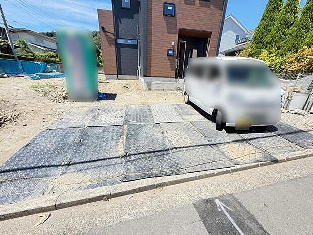 駐車場ももちろん完備しておりますのでお車所有の方にも心強いです。