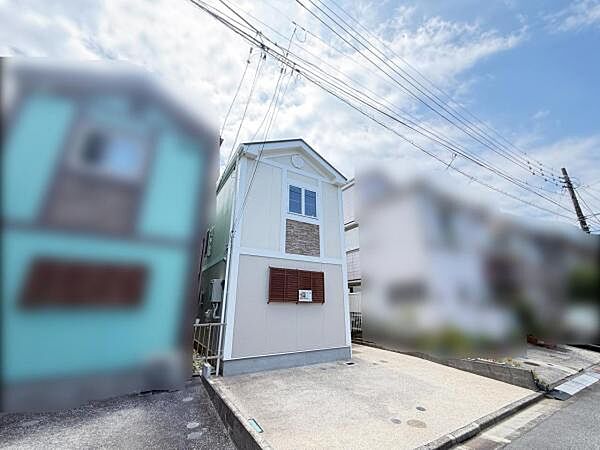 駐車場ももちろん完備しておりますのでお車所有の方にも心強いです。