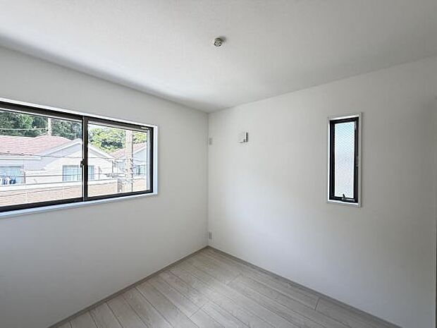 子供部屋にもちょうど良い大きさのお部屋です。
