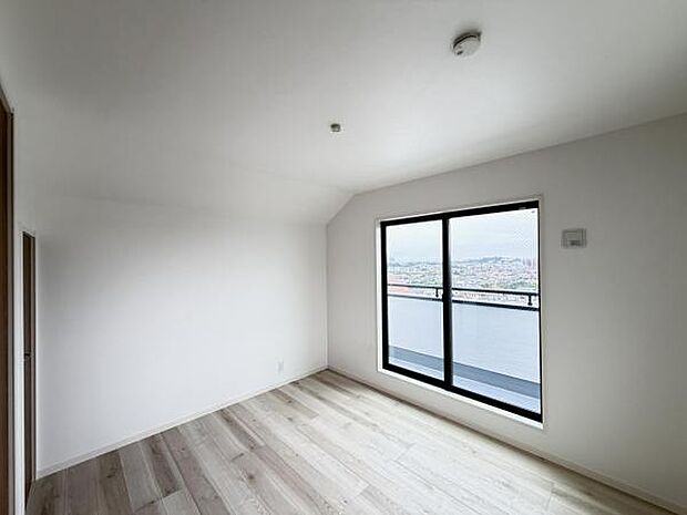 子供部屋にもちょうど良い大きさのお部屋です。