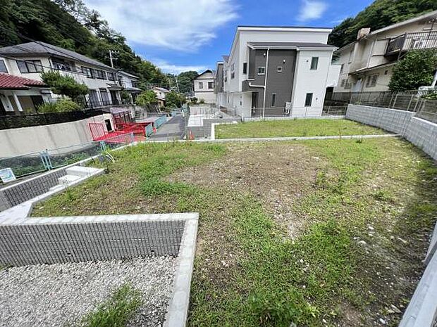 敷地は約32坪ございます。