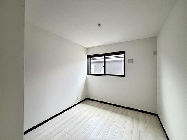 子供部屋にもちょうど良い大きさのお部屋です。