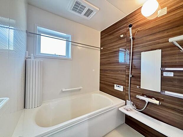 お風呂でほっとひといき。1日の疲れを癒しましょう。