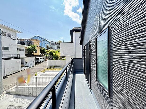 お洗濯ものを気持ち良く太陽の光で干せるのが嬉しいですね。