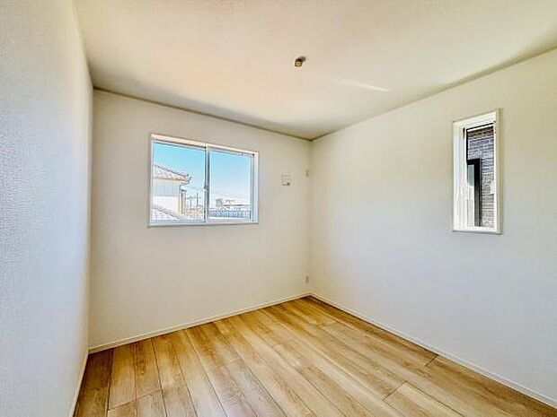 子供部屋にもちょうど良い大きさのお部屋です。