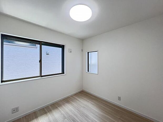 子供部屋にもちょうど良い大きさのお部屋です。