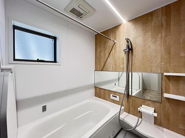 お風呂でほっとひといき。1日の疲れを癒しましょう。