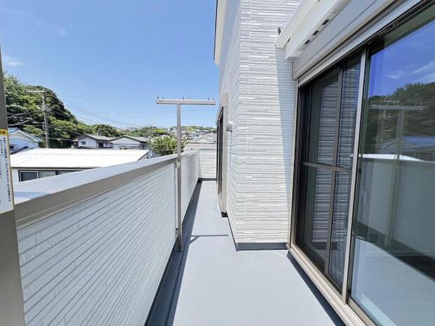 お洗濯ものを気持ち良く太陽の光で干せるのが嬉しいですね。