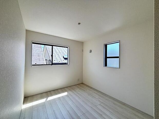 子供部屋にもちょうど良い大きさのお部屋です。